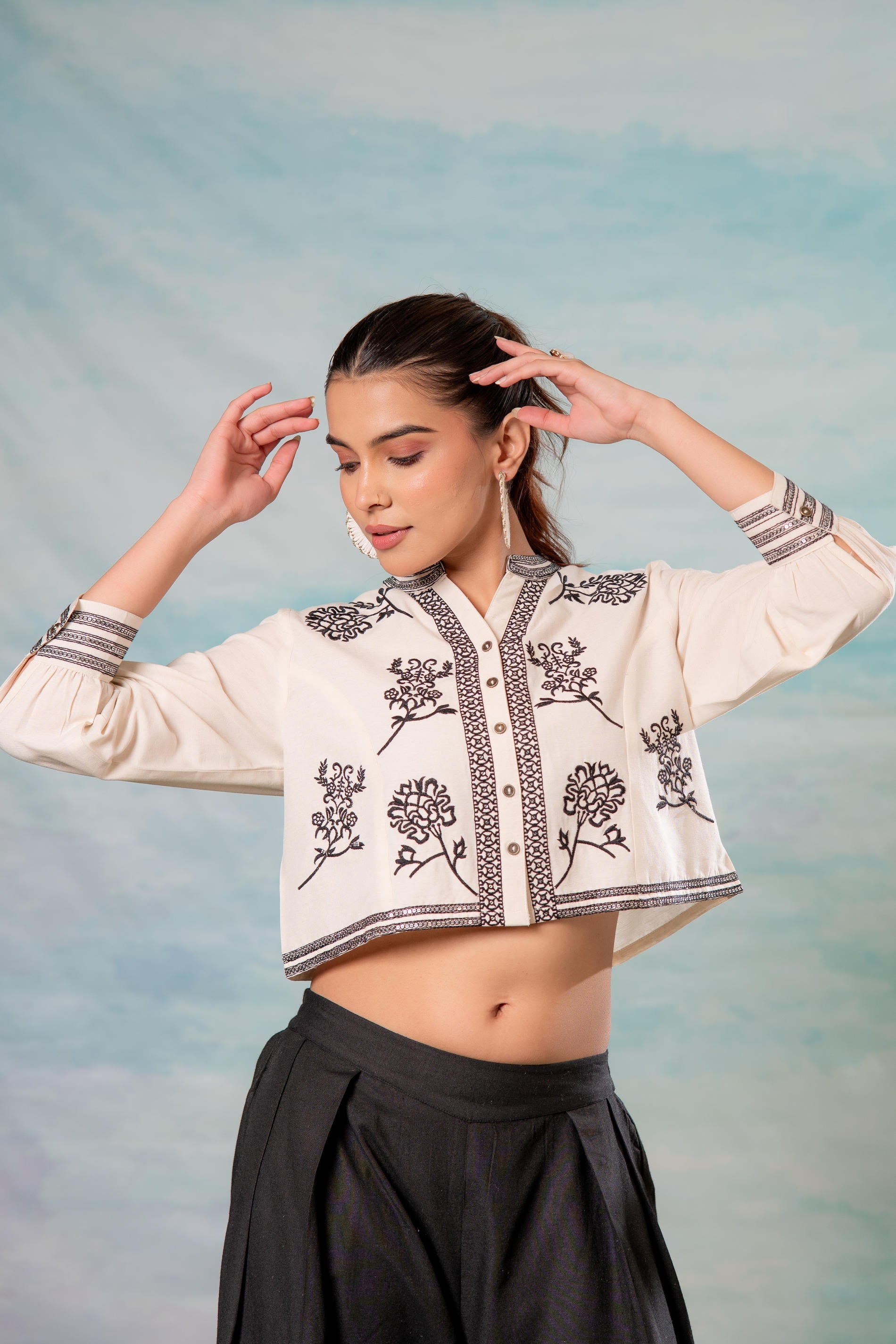 Noir Flora Modern Set