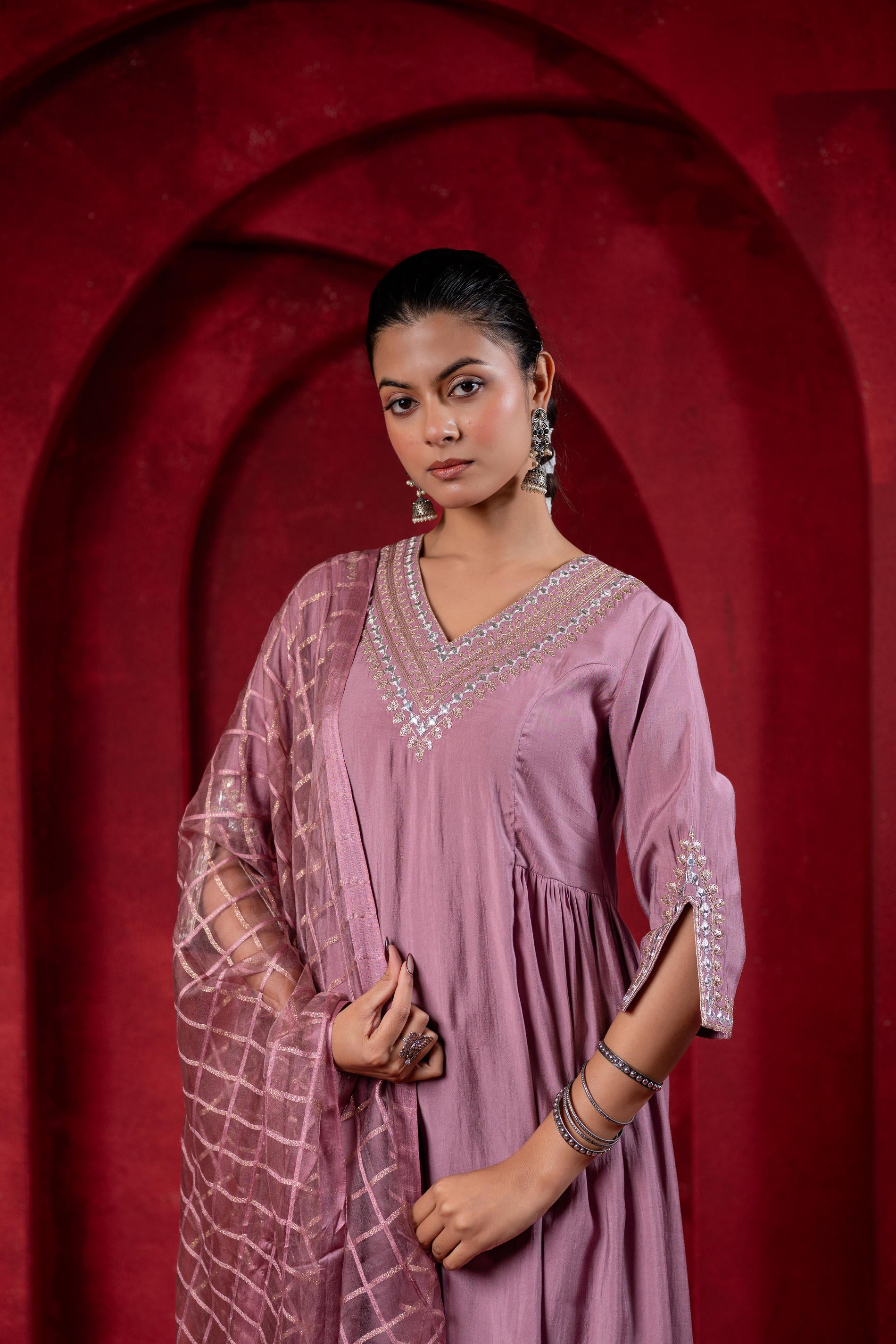 Onion Pink Elegance Chanderi Kurta Set with Geometric Dupatta