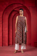 Women's Pink Ethnic Motif Printed Sleeveless Kurta
