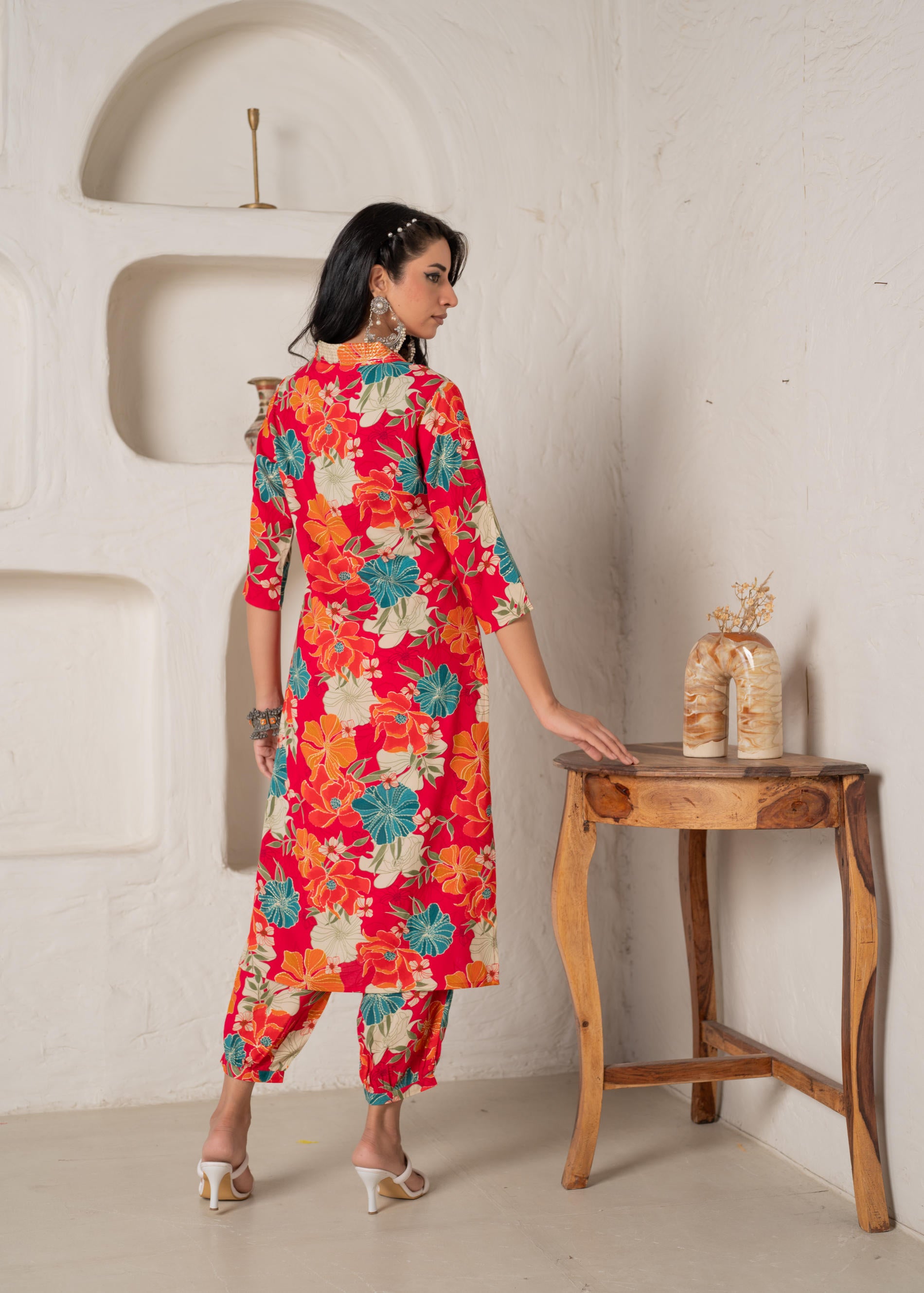 Floral Printed Straight Kurta Set