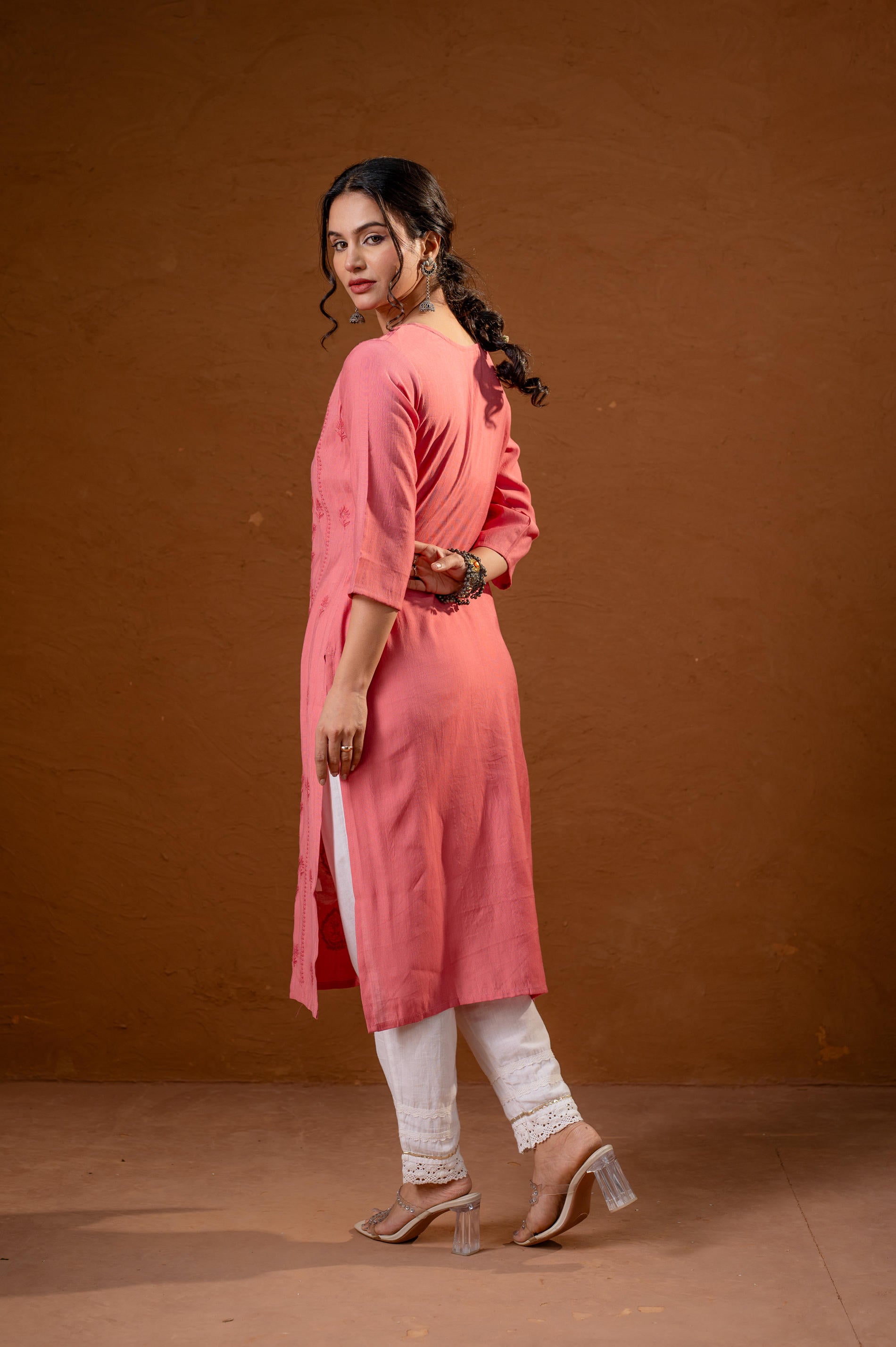 RoeGold Embroidered Kurta