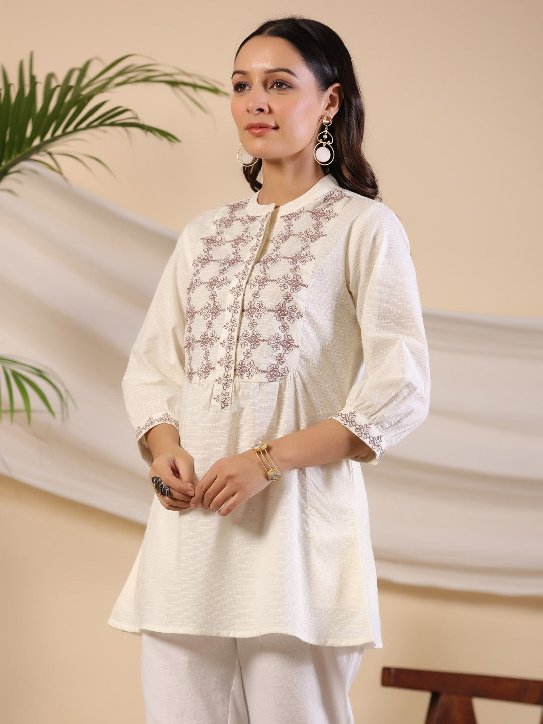 Juniper Off-White Ethnic Motif Printed Cotton Dobby Tunic With Thread Work Embroidery