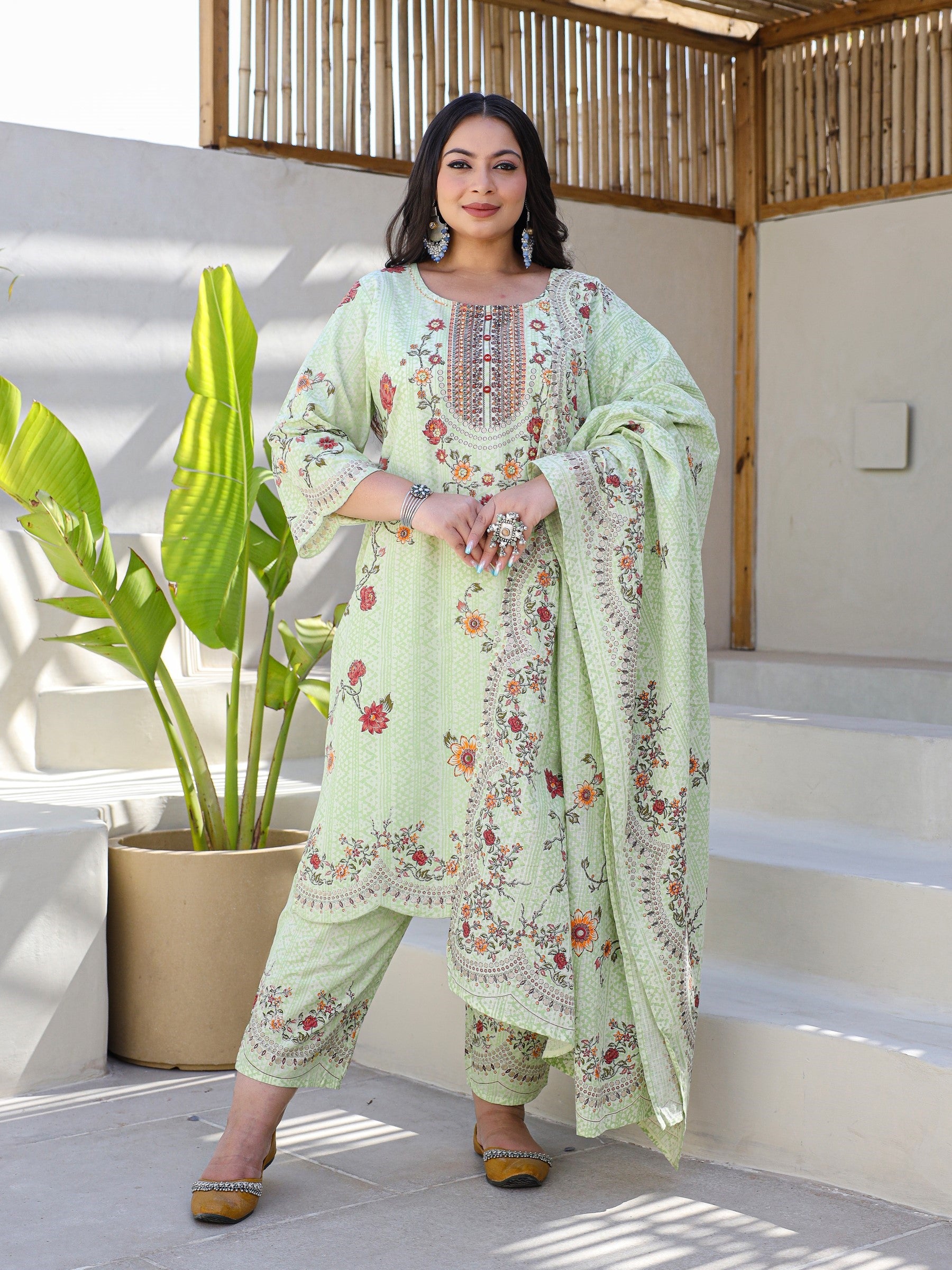 Green Floral & Ethnic Motif Printed Cotton Cambric Plus Size Kurta Pants & Dupatta Set With Beads & Sequins (3-Pcs)