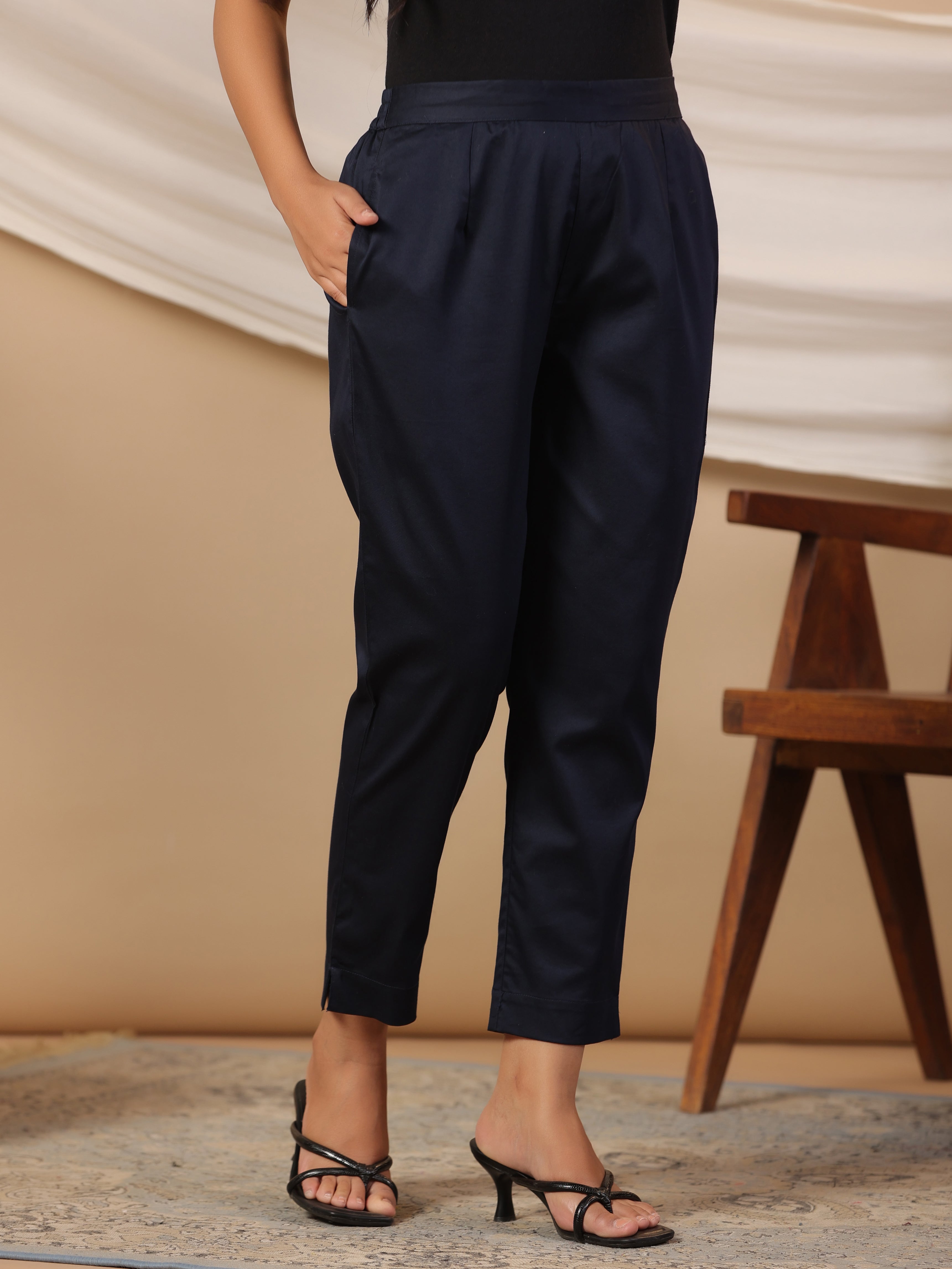 Juniper Women Blue Cotton Lycra Solid Slim Fit Pants