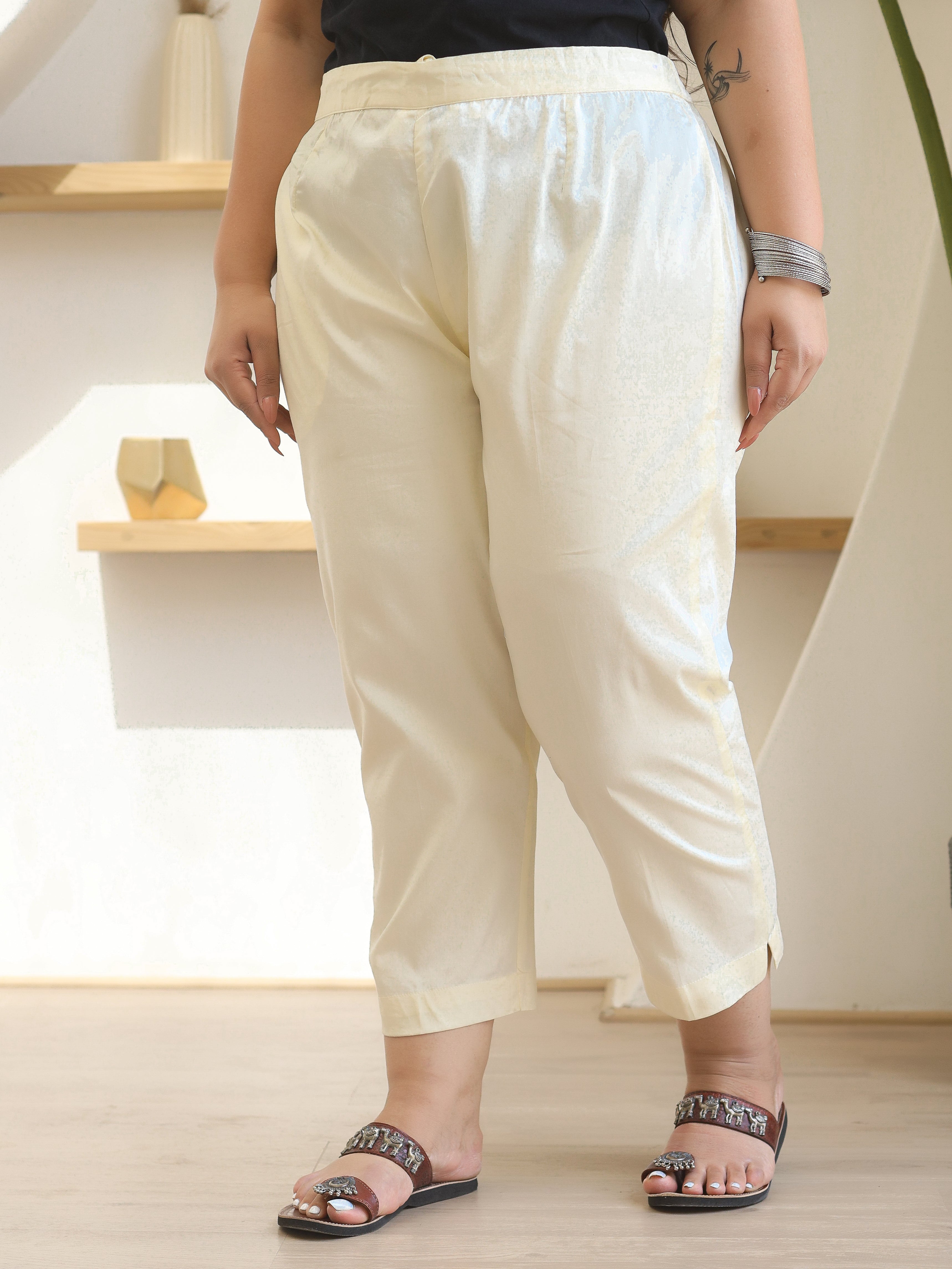 Juniper Off White Solid Lycra Women Drawstring Plus Size Pants With Single Side Pocket