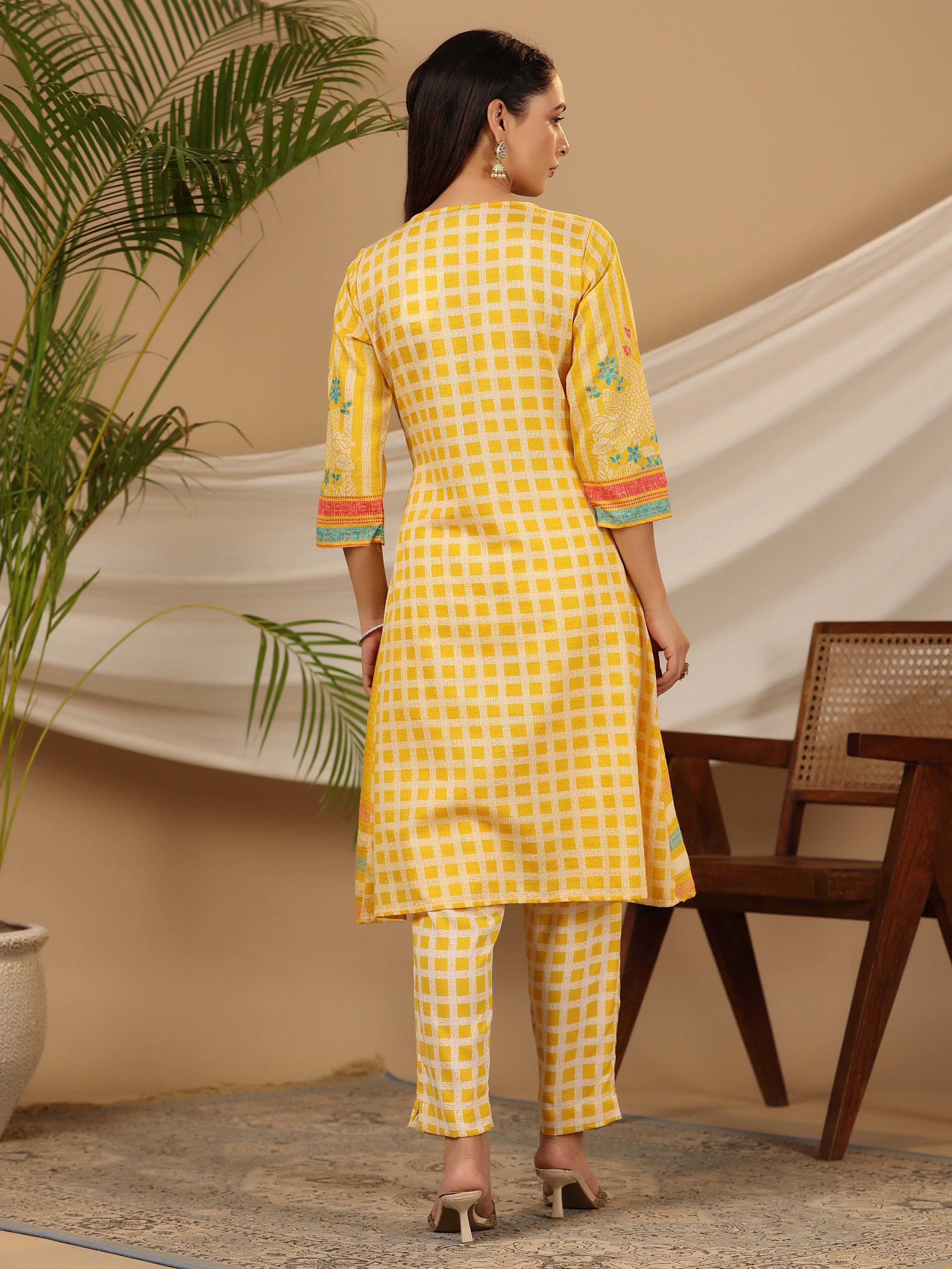 Juniper Yellow Floral Printed Nylon Dobby Kurta With Pants Set With Kaudis & Bead Work