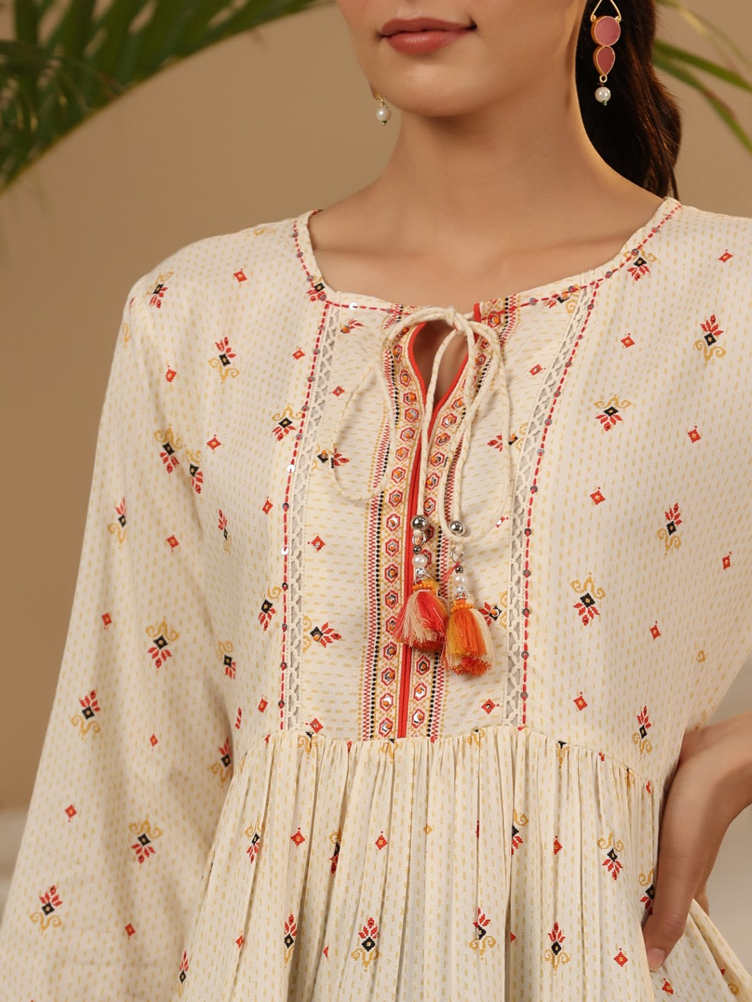 Juniper Women Ivory LIVA Rayon Printed Peplum Tunic