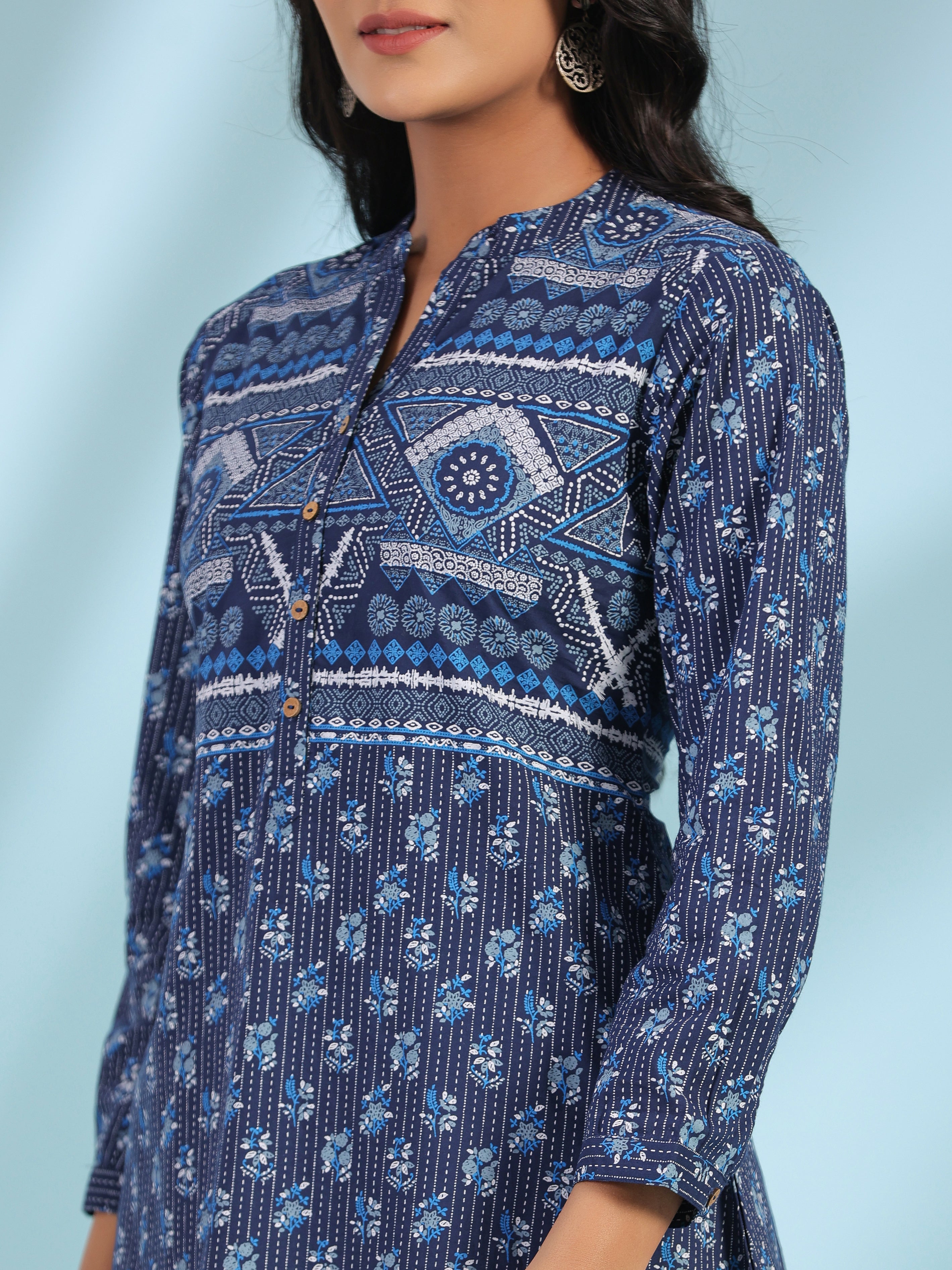 Juniper Women Blue Cotton Cambric Printed Tunic