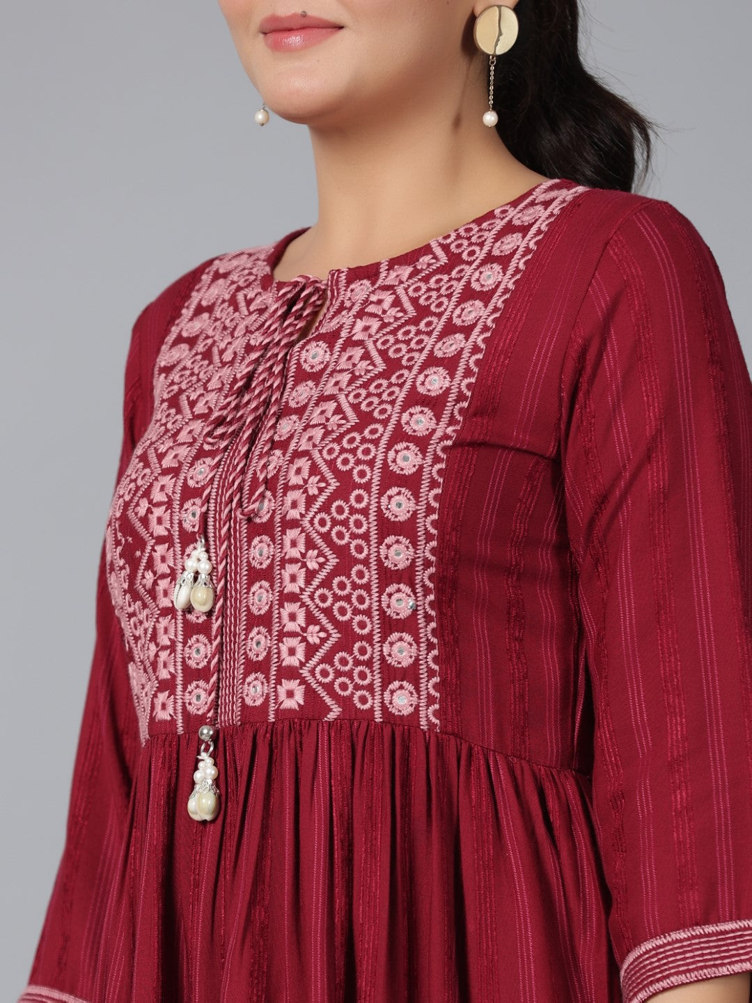 Juniper Maroon Geometric Printed Rayon Tunic With Thread Work