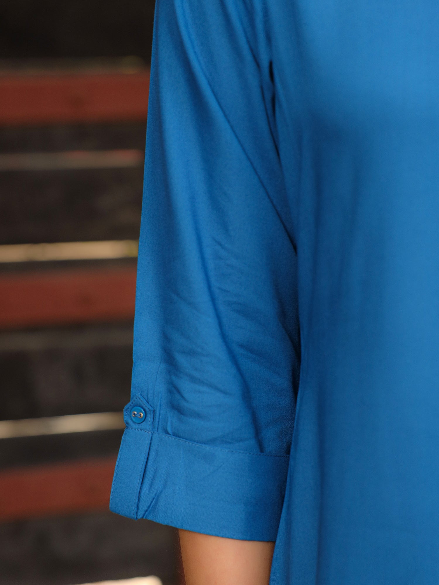 Juniper Effortlessly Chic Bright Blue Rayon Solid Roll-Up Sleeves Basic Kurta