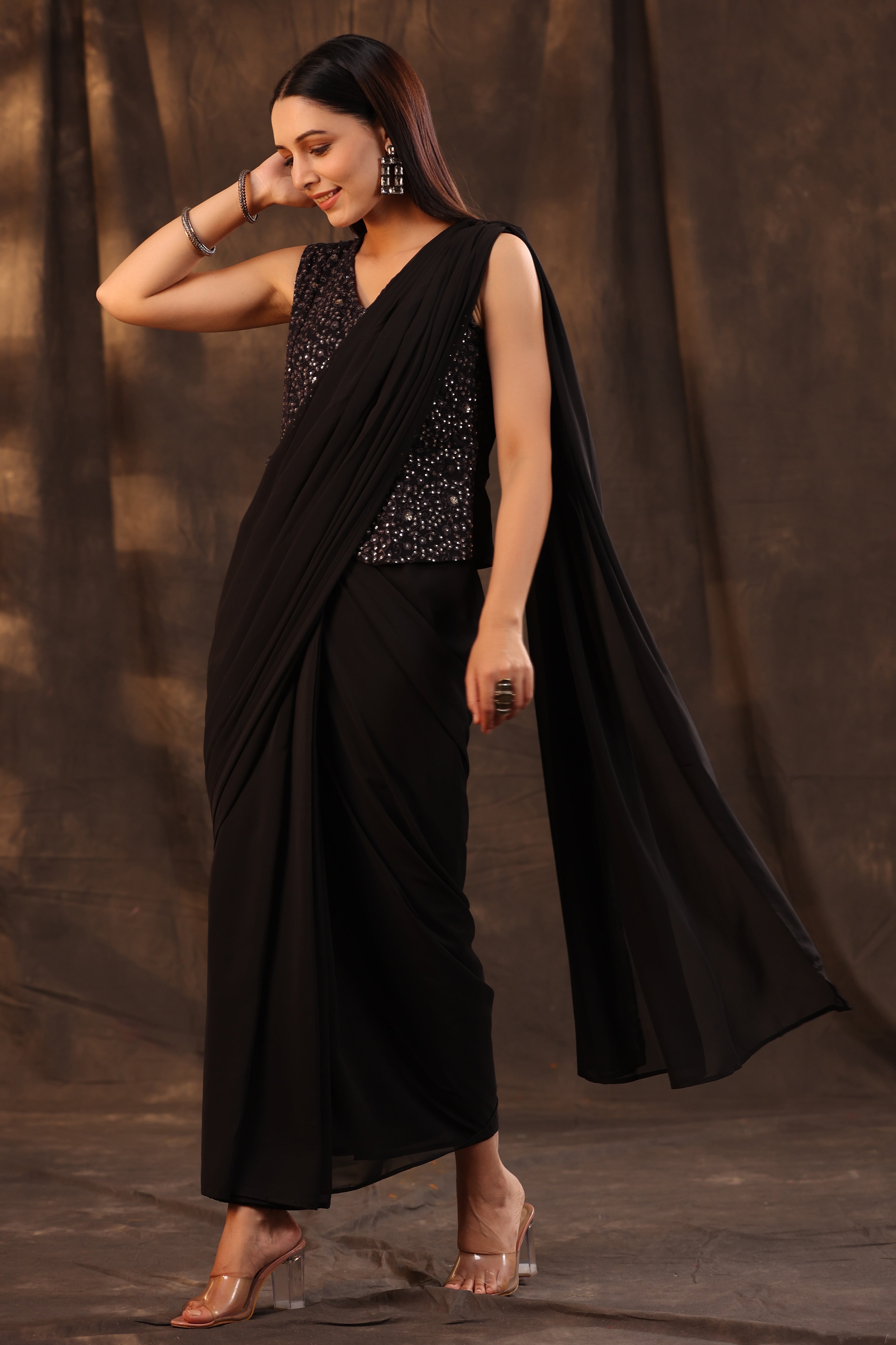 Buy Black Sarees for Women by BESUCHER Online | Ajio.com