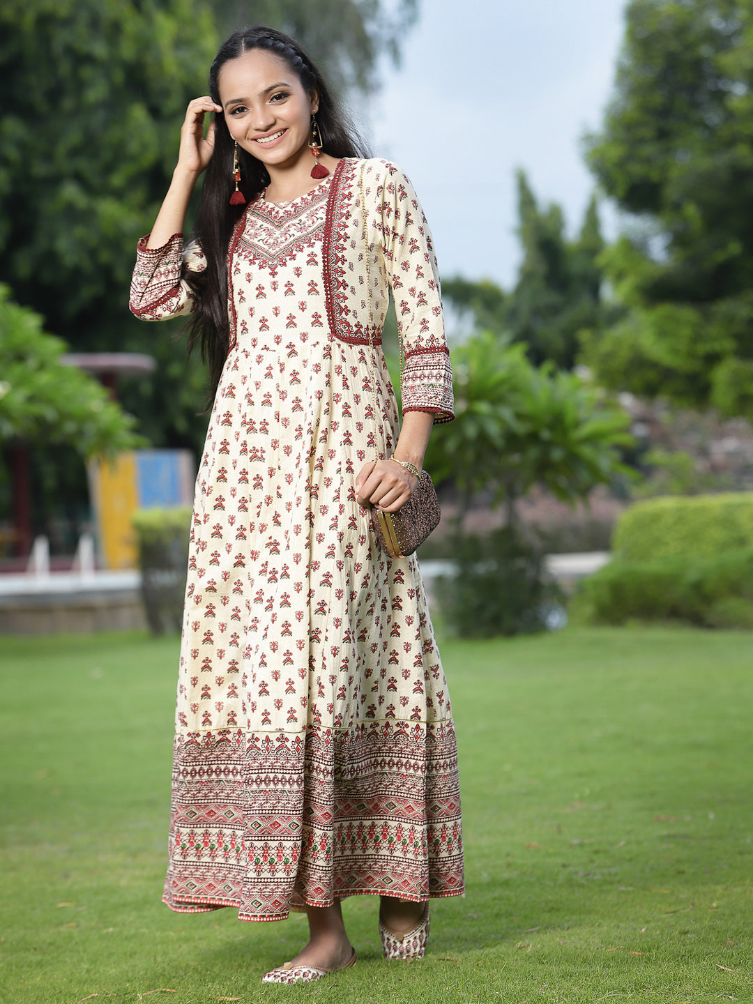 Juniper Women's Cream Cambric Floral Print Anarkali Kurta Dress With Mask