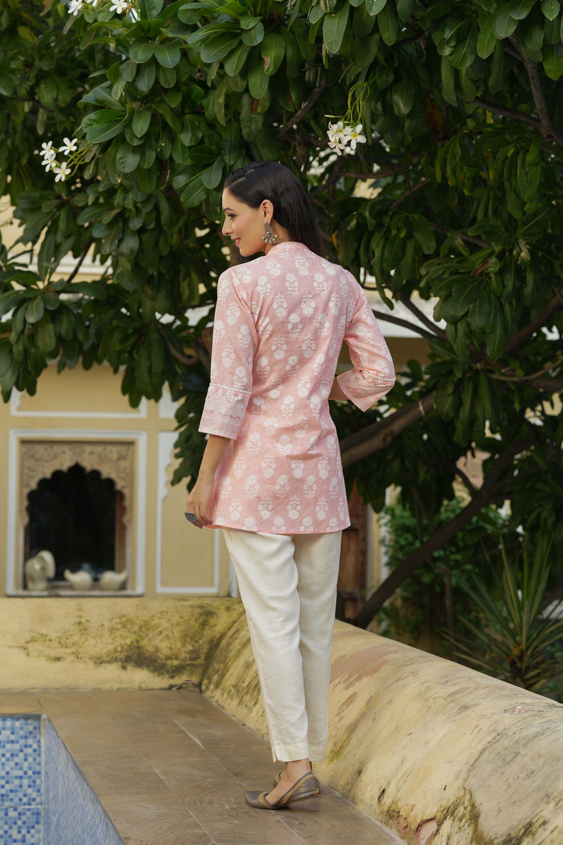 Juniper Women's Peach Cambric Floral Printed Tunic