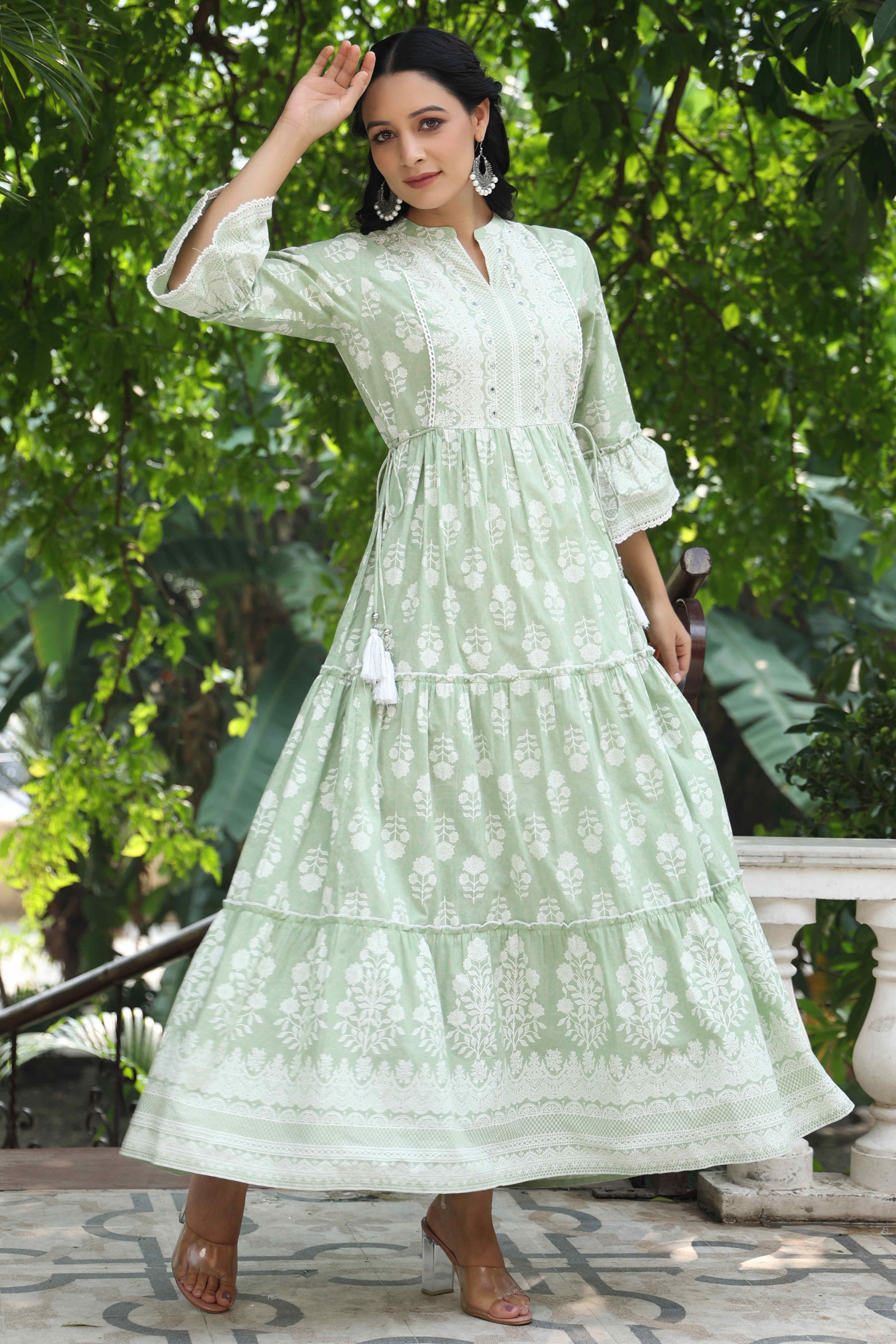Juniper Women's Green Cambric Floral Printed Maxi Tiered Dress
