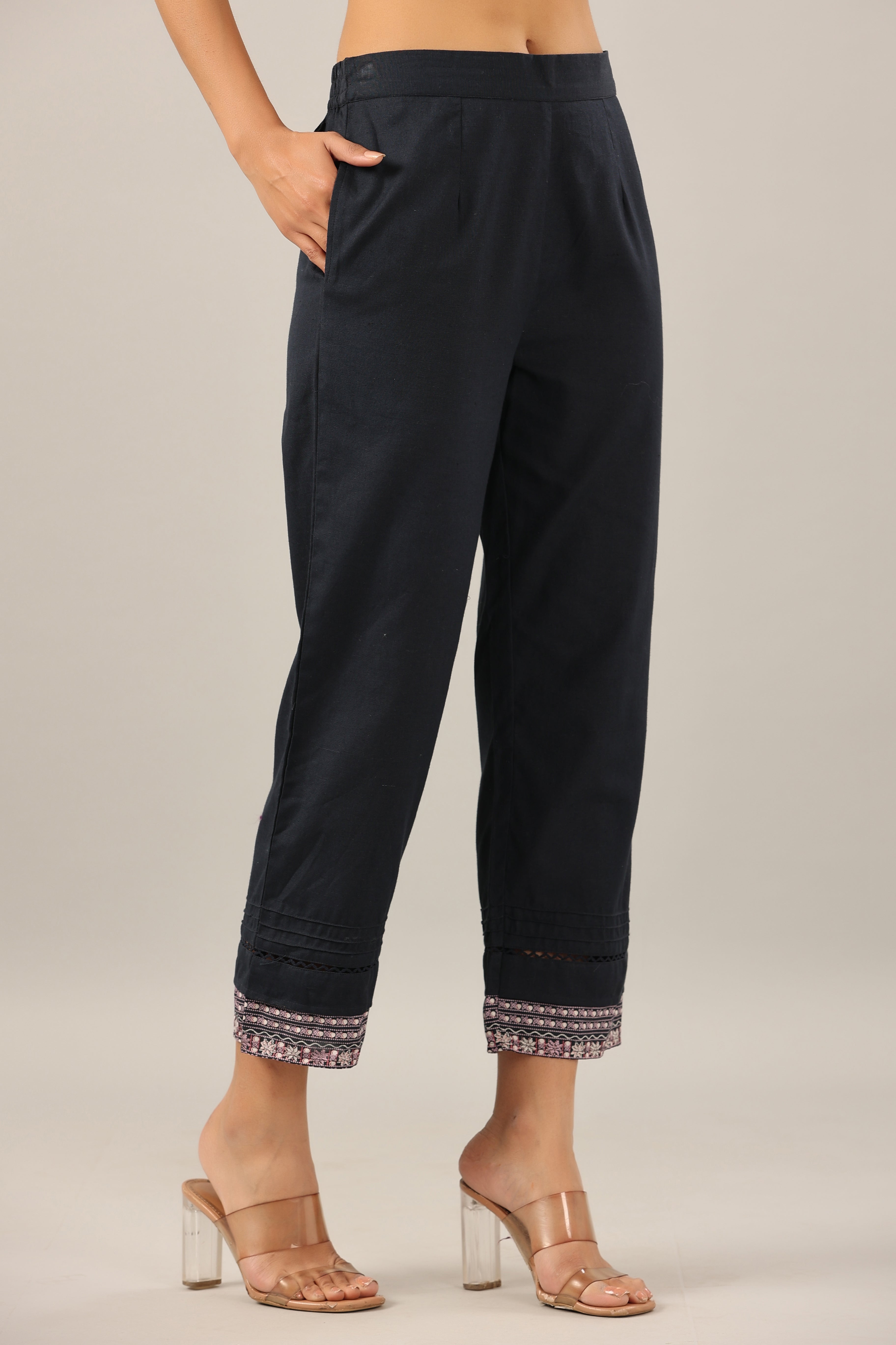 Juniper Women Navy Blue Cotton Flex Solid Pant