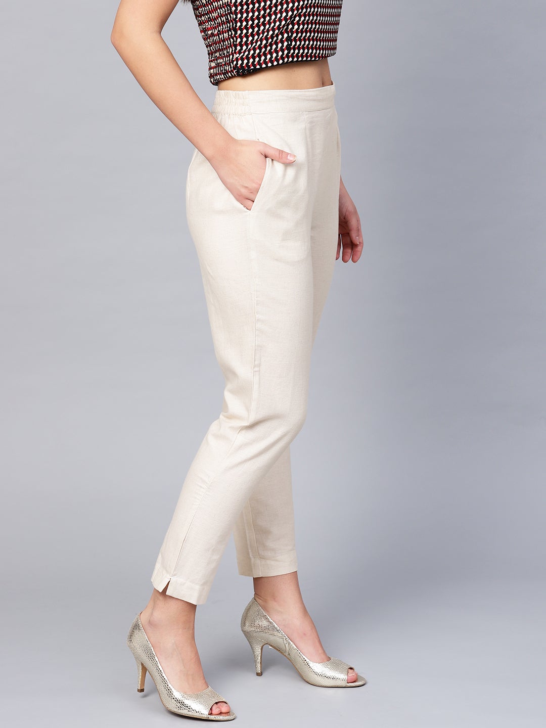 Linen off white printed cigrette pant for Woman